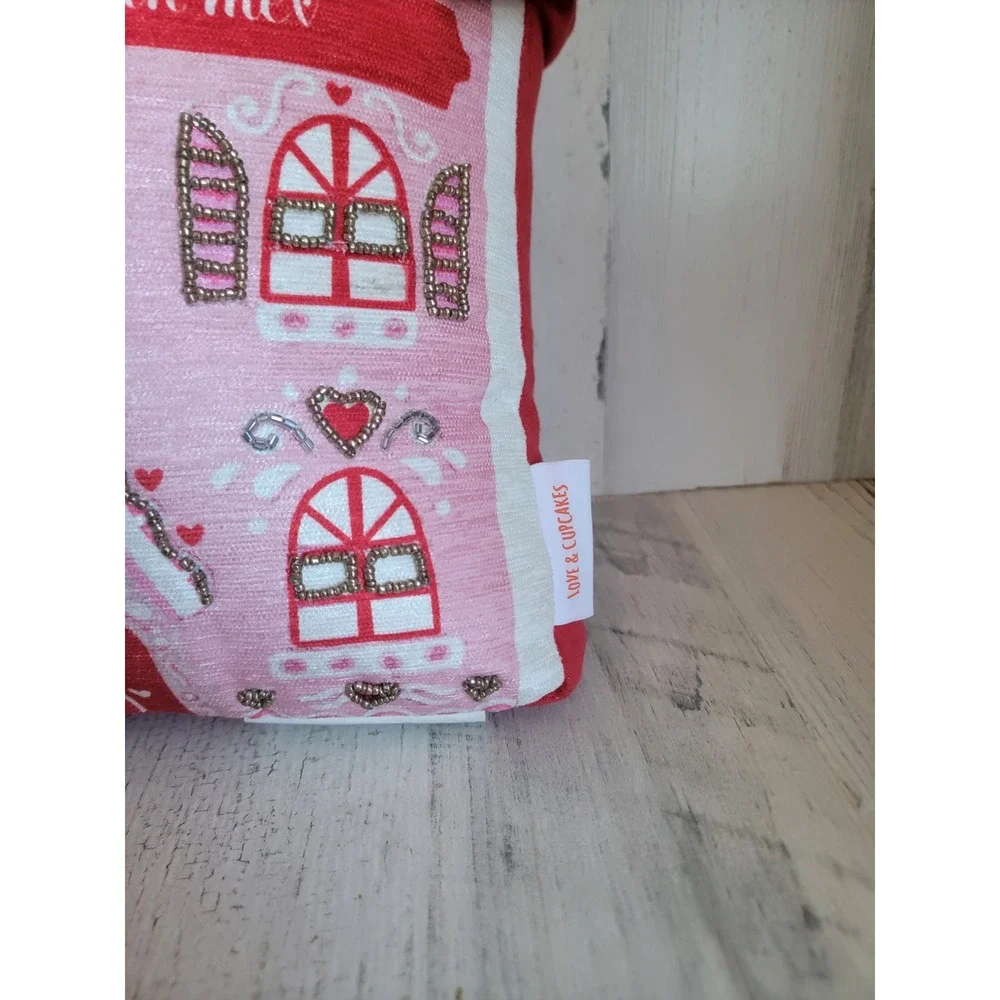 Love cupcakes stay home with me pillow Xmas home decor figure decorative